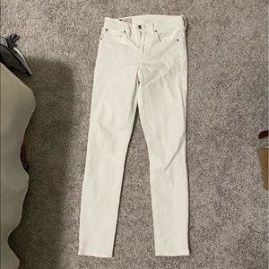 Gap high rise true skinny white jeans
